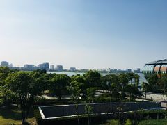 -上海滴水湖皇冠假日酒店