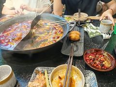 -鹿鸣山草本茶香火锅(园西路店)