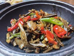 -蔼若春.传承三十年云南菜(金碧公园店)