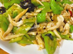 -超越海鲜屋(飞龙物业店)