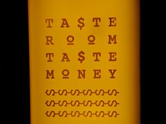 -TASTE ROOM Bar