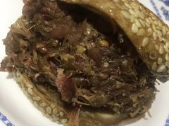 烧饼夹烧牛羊肉-老爆肚满五香烧牛羊肉