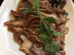 卤猪耳拼鹅肝-鱼篮仔·潮汕美食(圆明新园店)