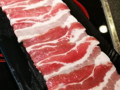 烤精品五花肉-汉城馆·烤肉火锅餐厅·韩国烤肉(河北云瑧世纪大饭店)