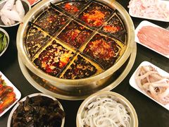红锅-邓莽子老火锅(鲁祖庙店)