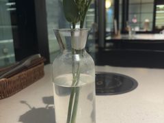 -一叶一世界•素食餐厅(环球中心店)
