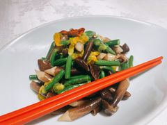 鸡枞菌拌黄瓜苗-和记小菜(东方店)