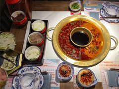 -哥老官重庆美蛙鱼头(日月光店)