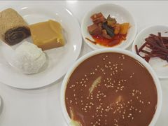 -聚德华天护国寺小吃(甜水园店)