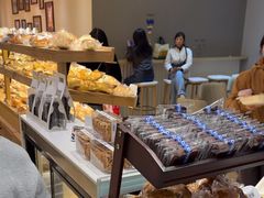 -小飞象面包公社(珠江路金鹰店)