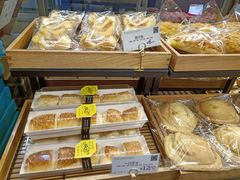 -顶东面包花园·生日蛋糕(世博店)