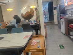 -毛辣果·贵州红酸汤牛肉火锅(西单店)