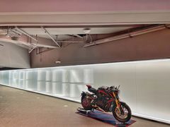 -TRACTION 运动中心(金融街店)