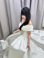 -莫小姐婚纱
