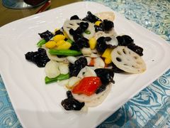 -巴扎美食·新疆菜·西域歌舞表演餐厅(新疆大厦店)