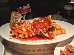 -吴越荣记苏州菜·松鼠桂鱼100%活鱼现做(月光码头店)