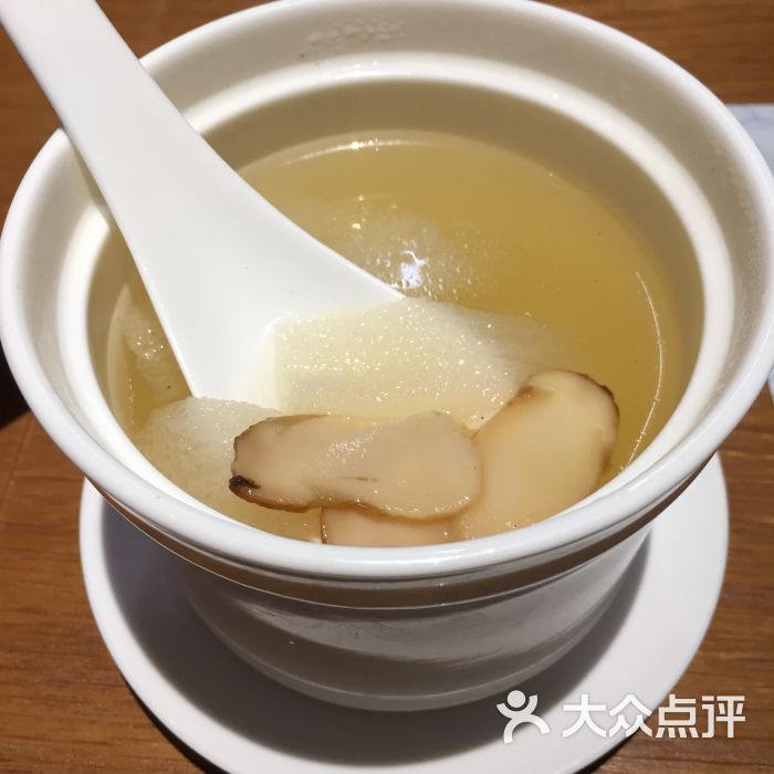 野山松茸炖竹荪