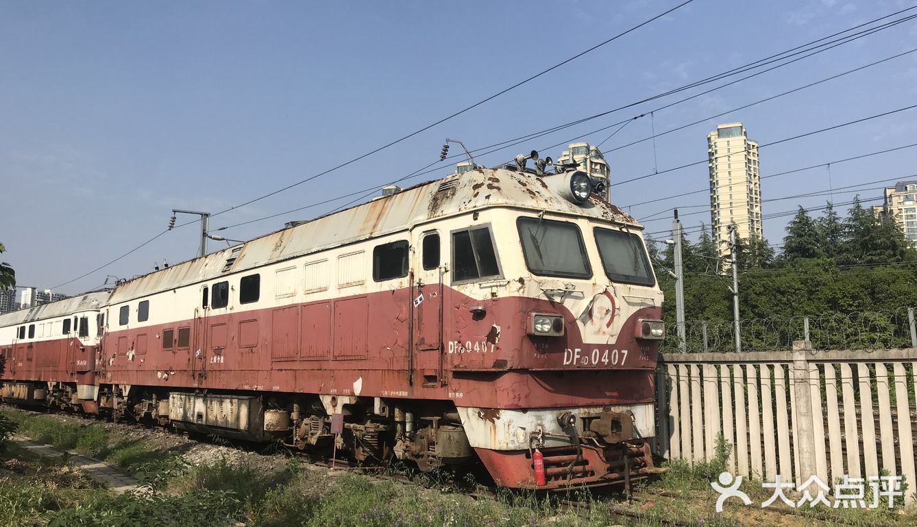 中国废弃的火车站图片