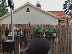 -小草屋轰趴馆别墅派对新场团建家庭聚会