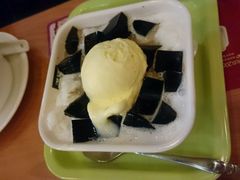-满记甜品(日月光二店)