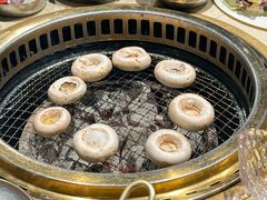 -蚂蚁洞·烤肉大营地(上海静安大悦城店)