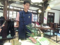 牛气冲天-赵记老铺(市府恒隆广场店)