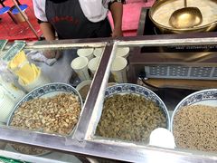 -正宁路小吃夜市