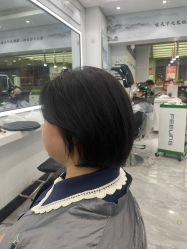 -镁连社·美联社
