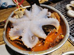 -鑫釜山海鲜烧烤(鑫丰国际店)