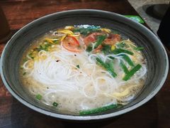 过桥米线-都氏二当家(九方店)