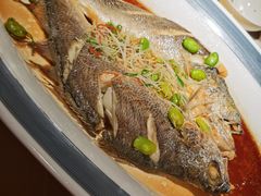豆瓣蒸黄鱼鲞-老船坞水上餐厅(亚洲大酒店  东四十条店)