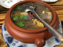 野生菌汽锅鸡-小厨子私房菜·云南美食店