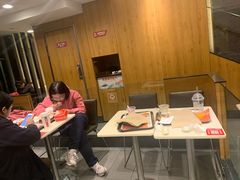 -肯德基(杭州和平饭店)