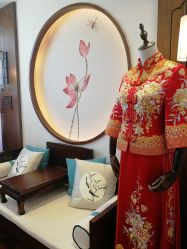 -拉瑞娜LaReine婚纱礼服高级定制