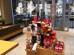 零售区-星巴克(大连瓦房店世纪广场店)