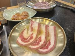 -臻牛烤肉