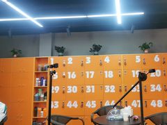 -佳禾健身(三元里店)