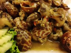-J Daeng Seafood