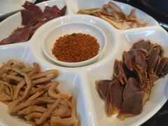 -老船舫·现做活鲜鱼馆(东郊记忆店)