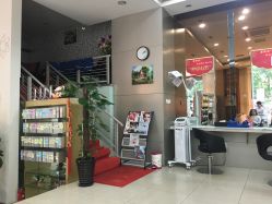 -Bollins波林丝•专研护发中心