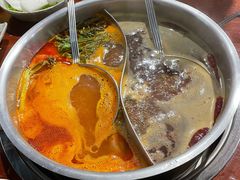 鸳鸯牛汤锅-高兴壹锅·潮汕鲜牛肉火锅(良乡梅花庄店)