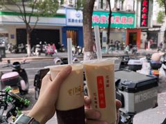 -阿姨奶茶专卖(舌涧道杭州惠民路创始店)