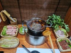-独食火锅·半米屋台(直营总店)