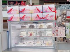 -DQ·蛋糕·冰淇淋(浦江欢乐颂店)