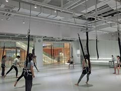 -Jumphai室内蹦极运动