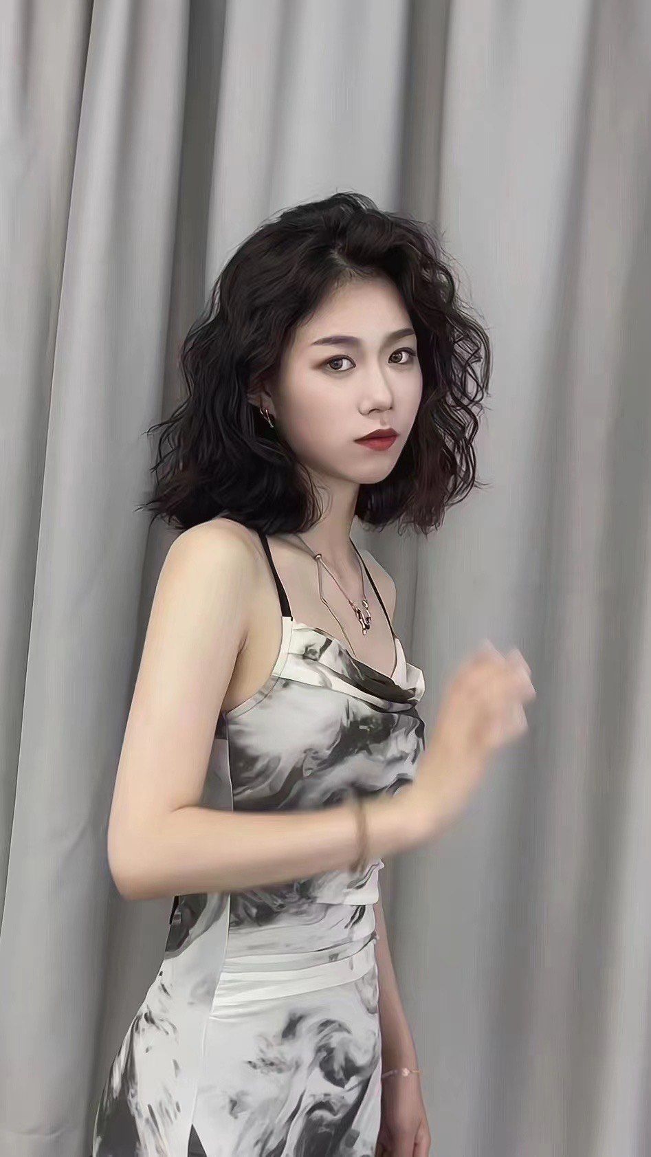 港风短发羊毛卷