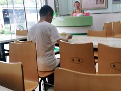 大堂-绿杨馄饨临顿路店