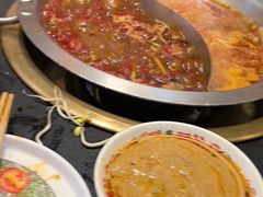 -沸炉重庆老火锅(军事博物馆店)