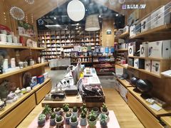 -百新书局(尚悦湾店)