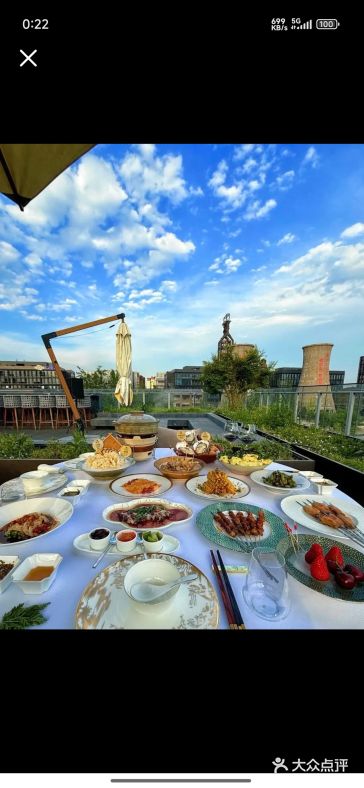 #城市向导官#分享我的宝藏打卡点空中鲜牛肉店：鲜与景